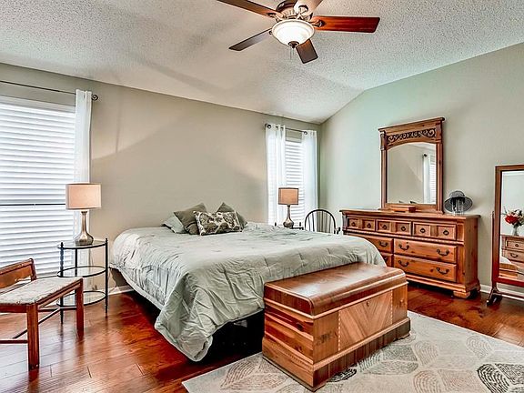 4th image of 6405 Rockland Dr