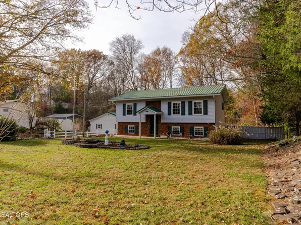 161 Bostie Maire Ln, Clinton, TN 37716