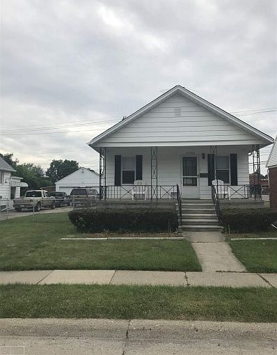 1st image of 21969 Beechwood Ave