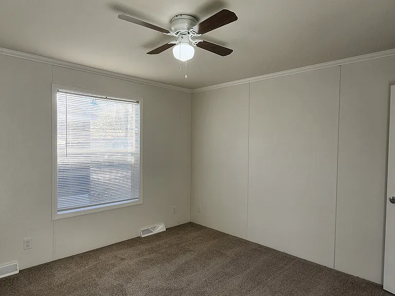 5425 Valley Dr #34 — Photo 15