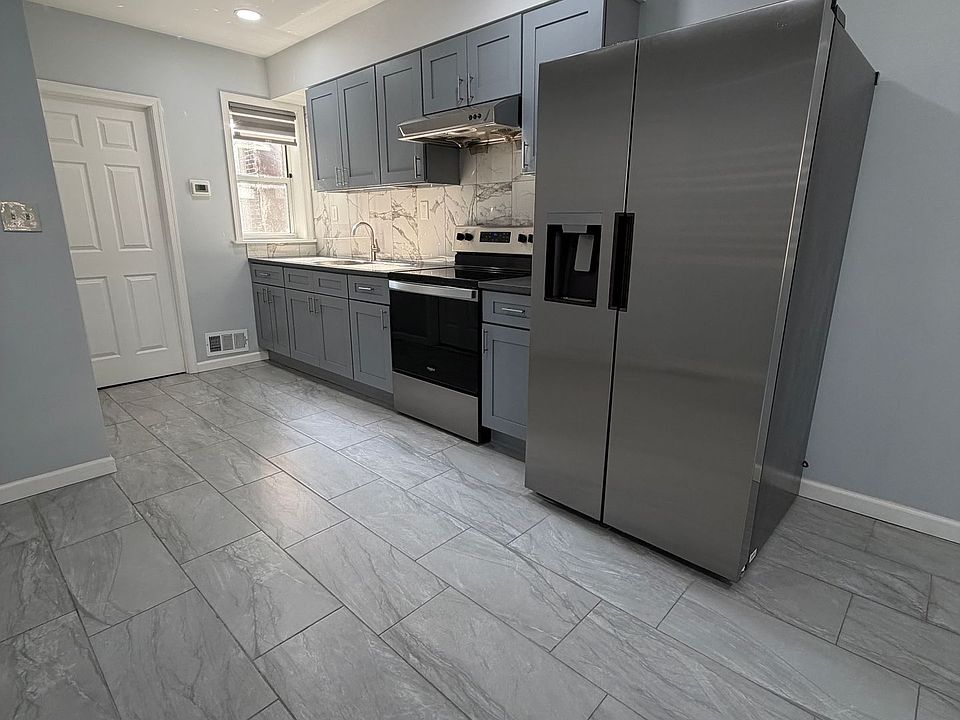 1st image of 32 S 53rd St