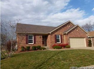 605 Auburn Oaks Dr, Louisville, KY 40214
