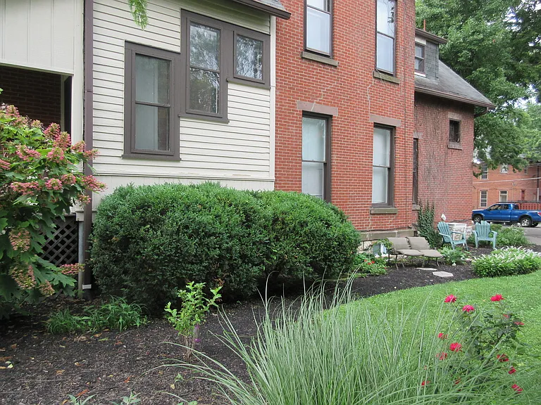 Dennison Ave 877 NCR — Photo 3