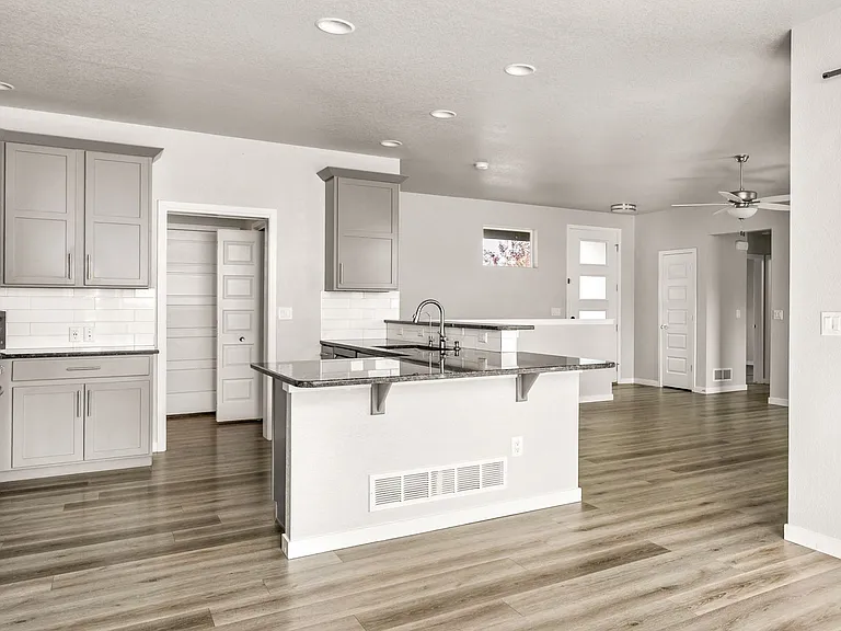 6837 Grassy Range Dr — Photo 7