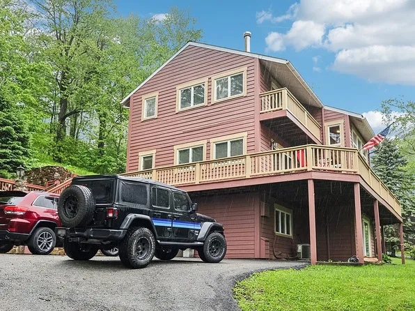 141 Alpine Heights Rd, Champion, PA 15622