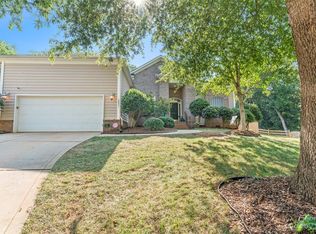 10057 Falmouth Ln, Charlotte, NC 28269