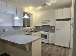 5106 Green Lake Way N, Seattle, WA 98103