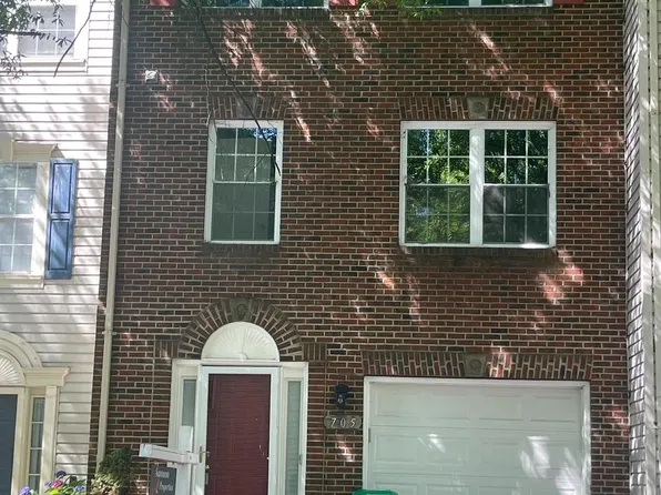 705 Risa Rd, Upper Marlboro, MD 20774