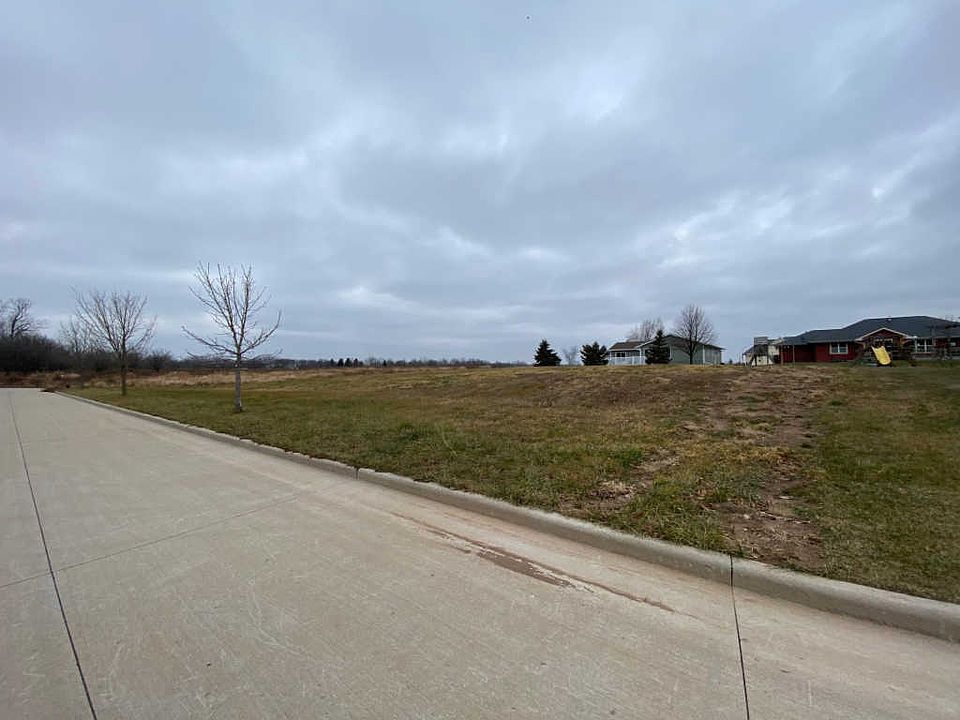 2nd image of 14 Albert Dr