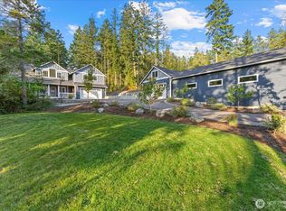 870 Cedar Lane, Camano Island, WA