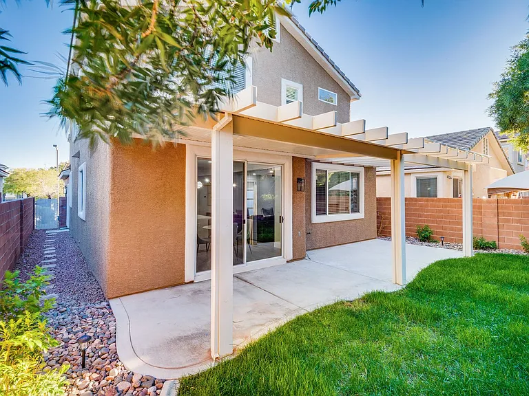 11086 Evvie Ln — Photo 34