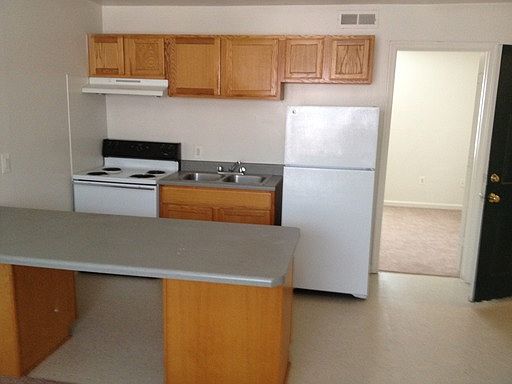 2nd image of 3006 Chamberlayne Ave APT 43