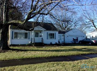 945 Bernard Ave, Findlay, OH 45840