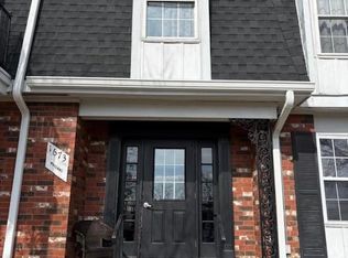 1673 Mayenne Ct APT D, Saint Louis, MO 63125