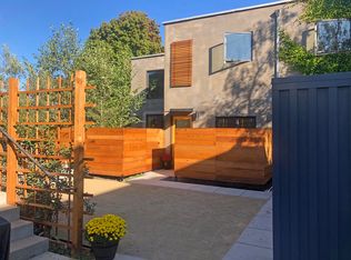 552 62nd St #3, Oakland, CA 94609