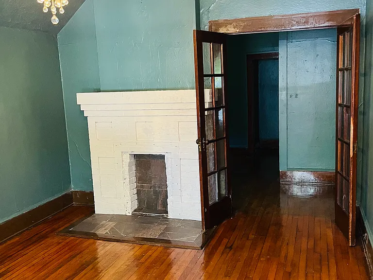 121 Flint St #3 — Photo 6