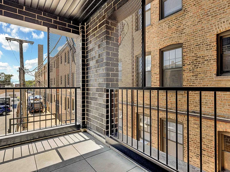 1613 W Belmont Ave, Chicago, IL — Photo 48
