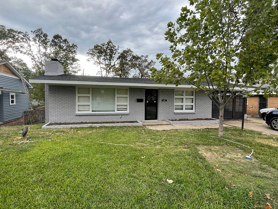 2nd image of 410 Keightley Dr #1