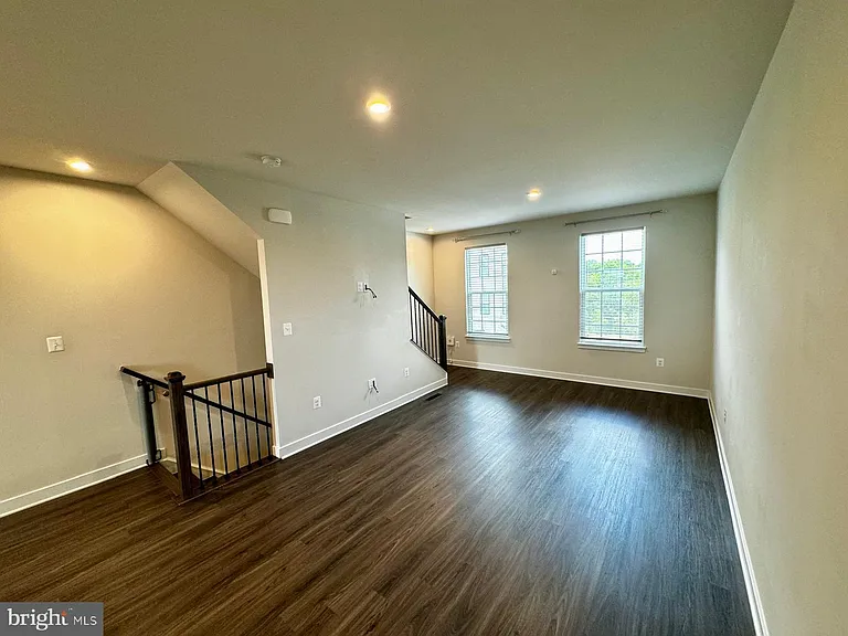 2626 Jetstream Rd — Photo 7