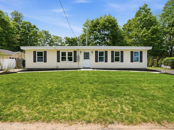 20 Orchard Terrace, Salem, NH 03079