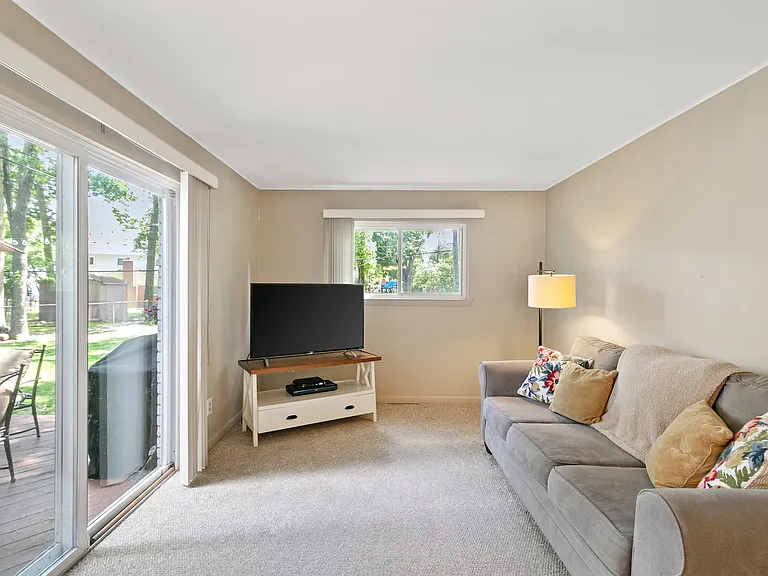 30215 Stockton Ave — Photo 1