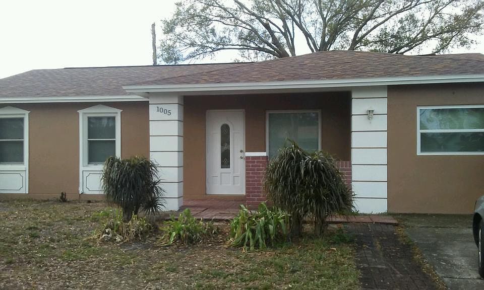 1st image of 1005 Coconut Dr