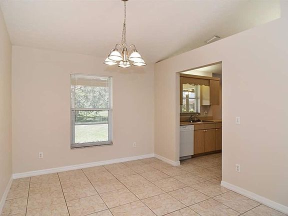 3rd image of 5841 NW Dooley Cir