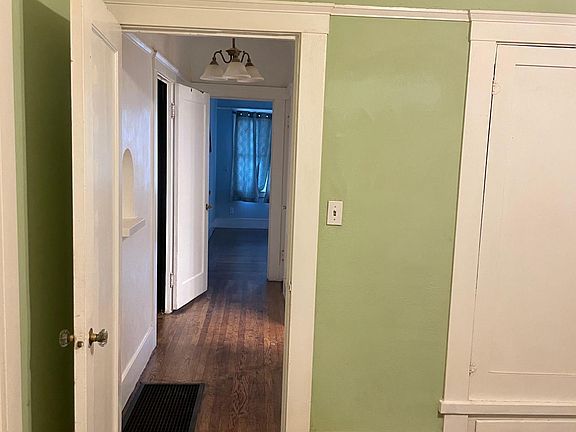 5th image of 3939 40th Ave