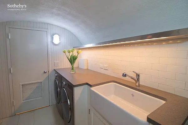 Rented by Sotheby's International Realty | media 53