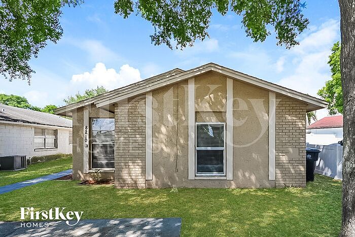 1st image of 8210 Olivewood Pl