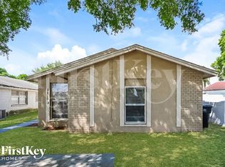 8210 Olivewood Pl, Tampa, FL 33615