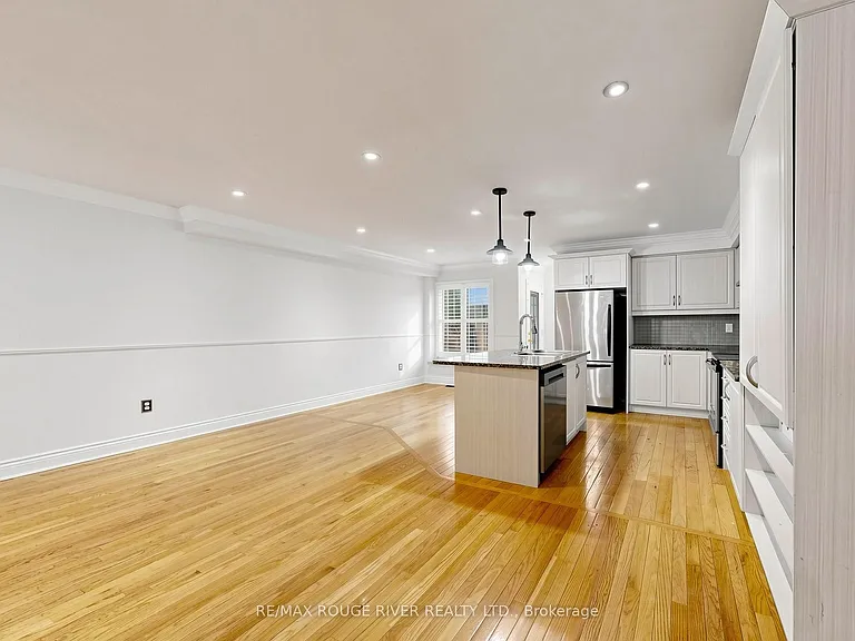 38 Port Union Rd — Photo 8