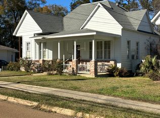 536 W Chickasaw St, Brookhaven, MS 39601