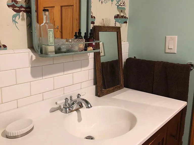 1146 Margaret Ave — Photo 5