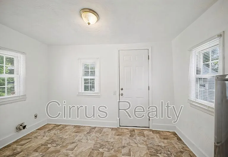 428 Melville Rd — Photo 14