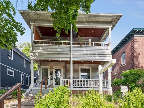 2nd image of 2121 Harriet Ave