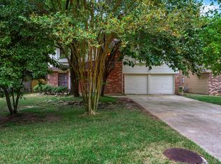 26 W Mistybreeze Cir, Spring, TX 77381