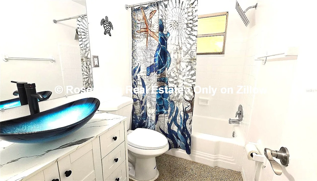 3 bed, 888 sqft, $1,500 — Photo 4