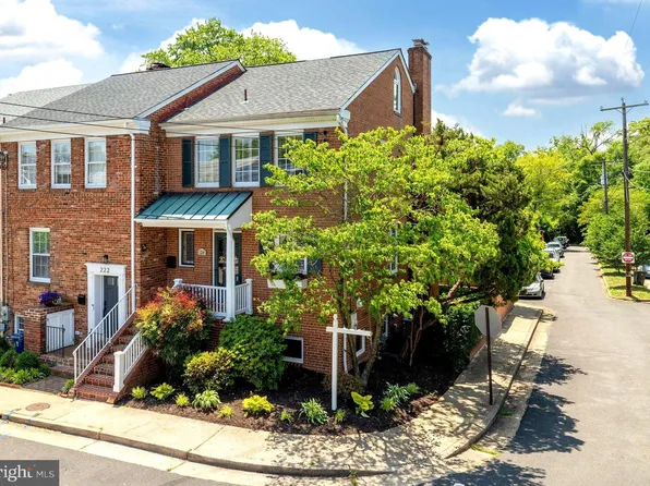 224 Green St, Alexandria, VA 22314