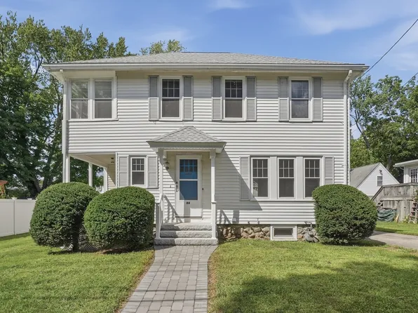 44 Edinboro St, Marlborough, MA 01752