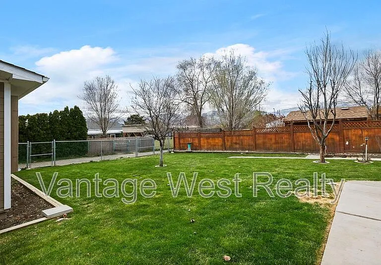 3591 Brenda Lee Rd — Photo 30