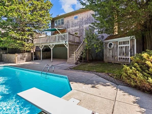 43 Lewis Ave, Tiverton, RI 02878