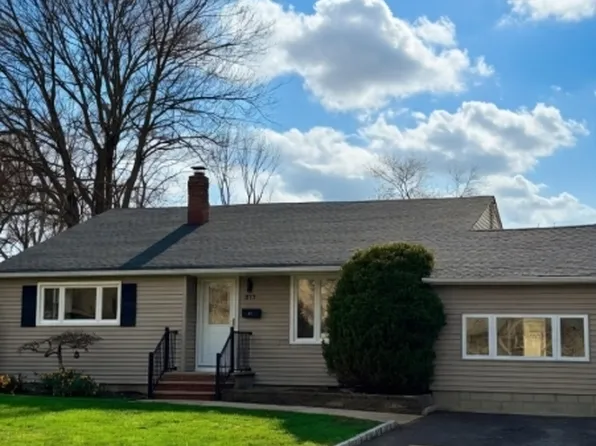 317 Ledden Ter, South Plainfield Boro, NJ 07080