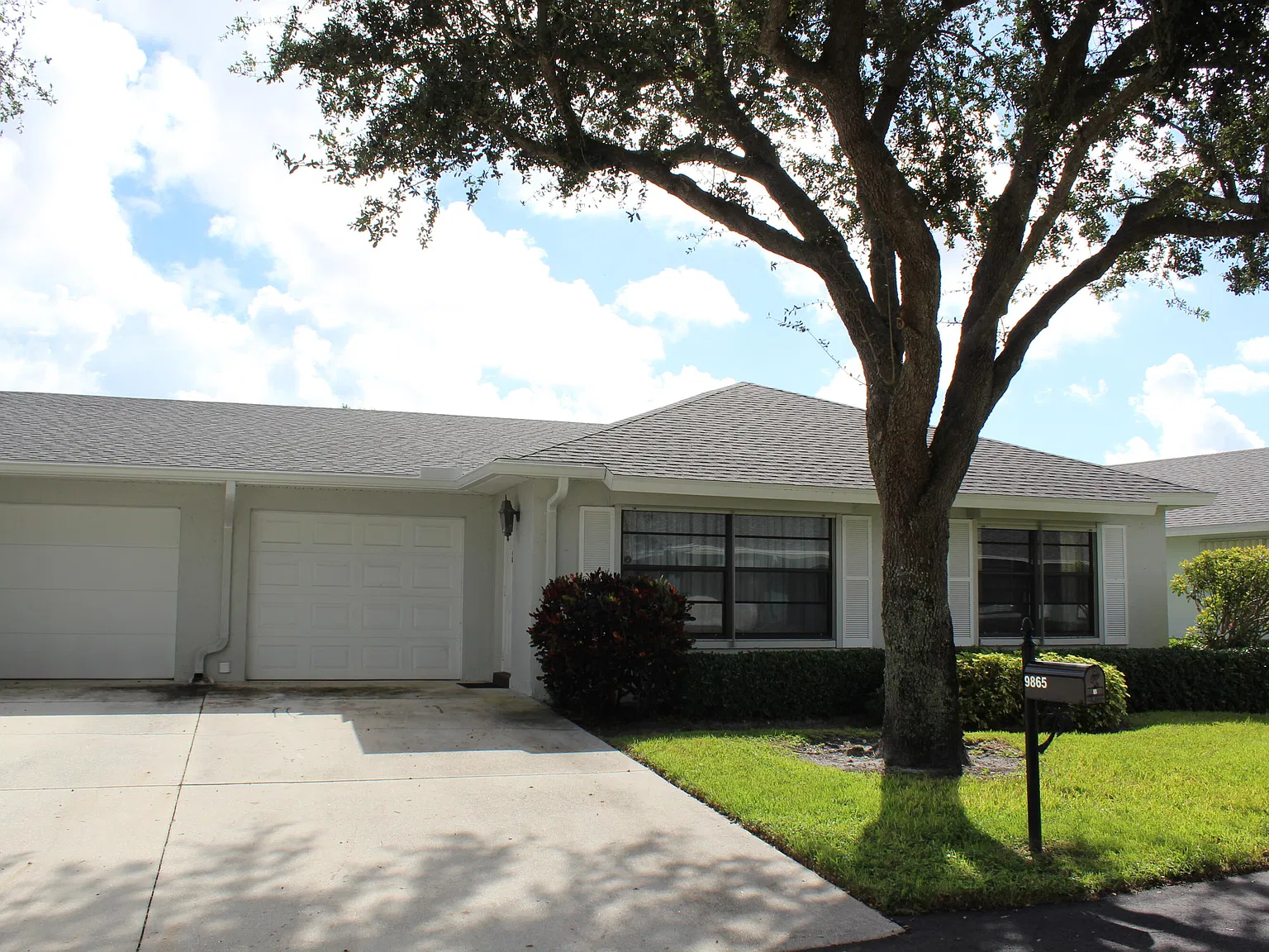 2 bed, 2.0 bath, 1404 sqft, $3,000 — Photo 1