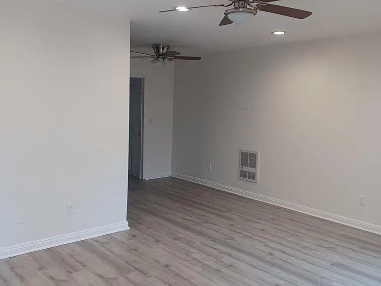 520 Ohio Ave — Photo 9