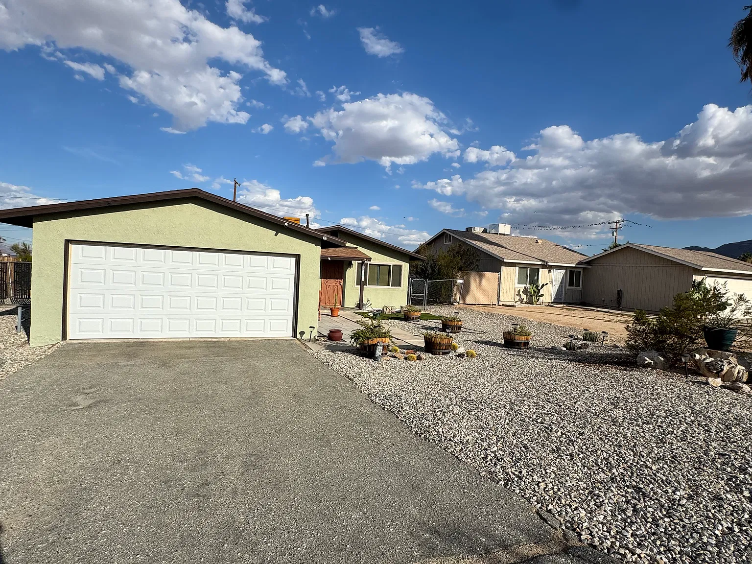 2 bed, 870 sqft, $1,600 — Photo 4