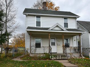 2520 4th Ave, Moline, IL 61265