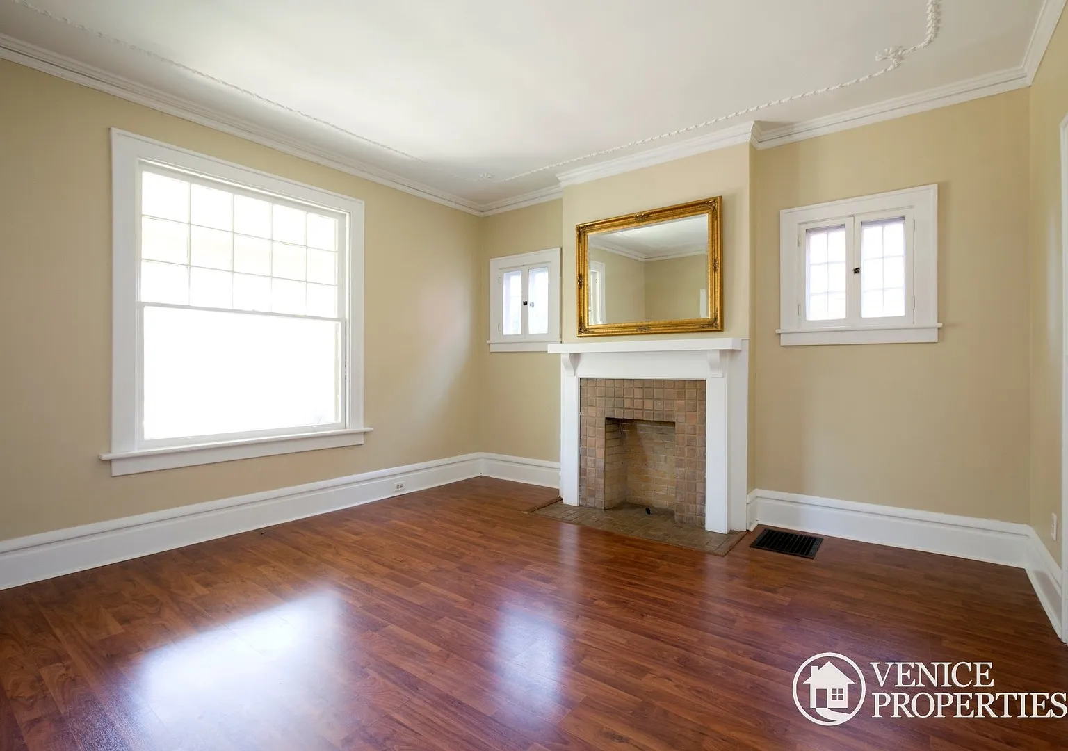 7 Bedroom on OSU Campus — Photo 3