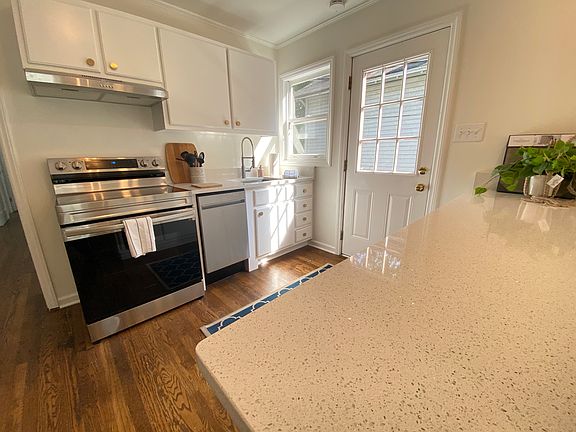 4th image of 1008 N Buchanan Blvd APT B