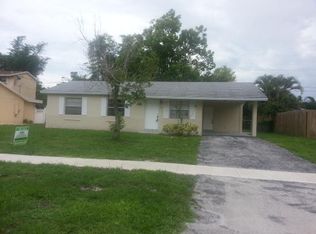 1116 Chickasaw St, Jupiter, FL 33458